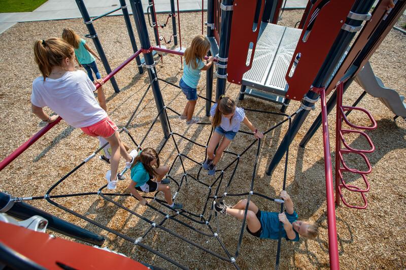 Girls on Funnel Climber™