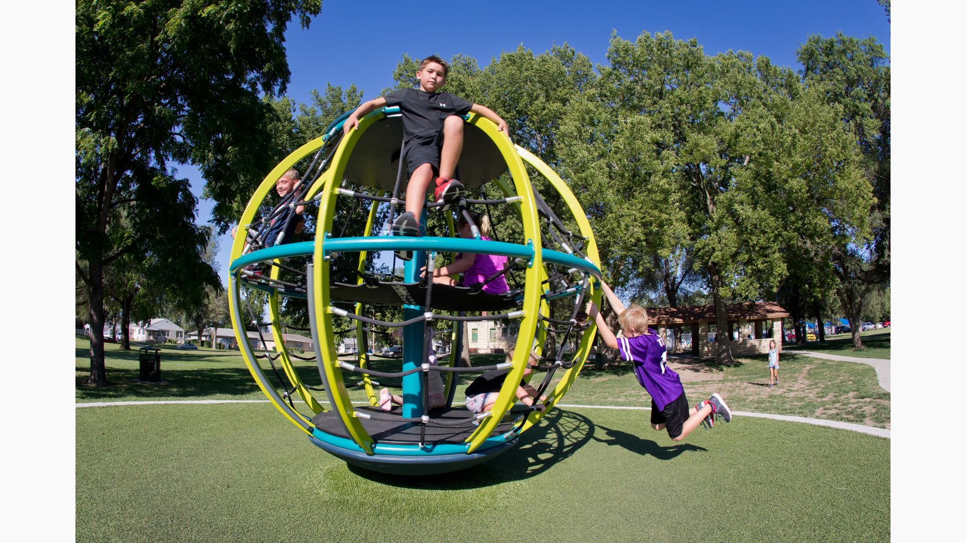 Spinning on sale playground equipment