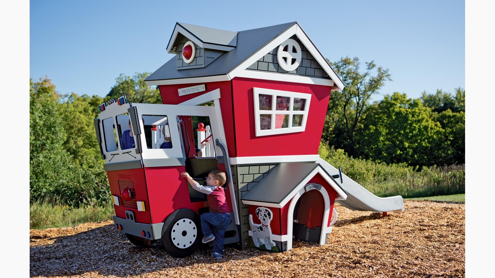 Fire store engine playhouse