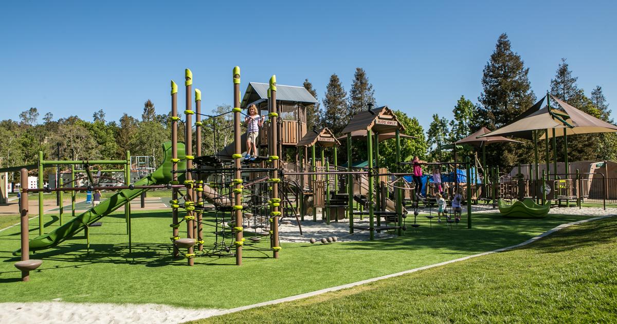 Curtis School - Los Angeles, California - Nature-Inspired School Playground