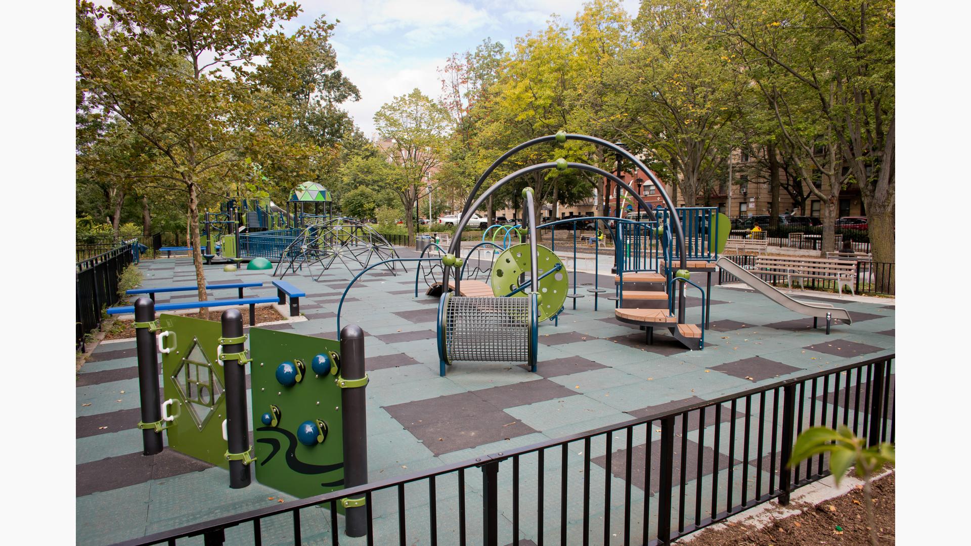 Kossuth Playground - Urban Inclusive Playground Kossuth Playground - Urban Inclusive Playground