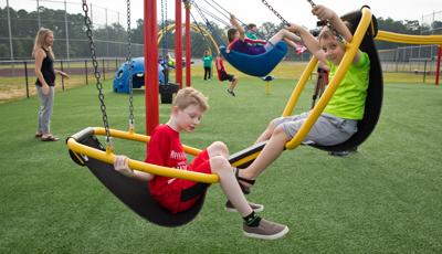 Vallado infantil de seguridad - Fabricantes de Parques infantiles - Miracle  Play