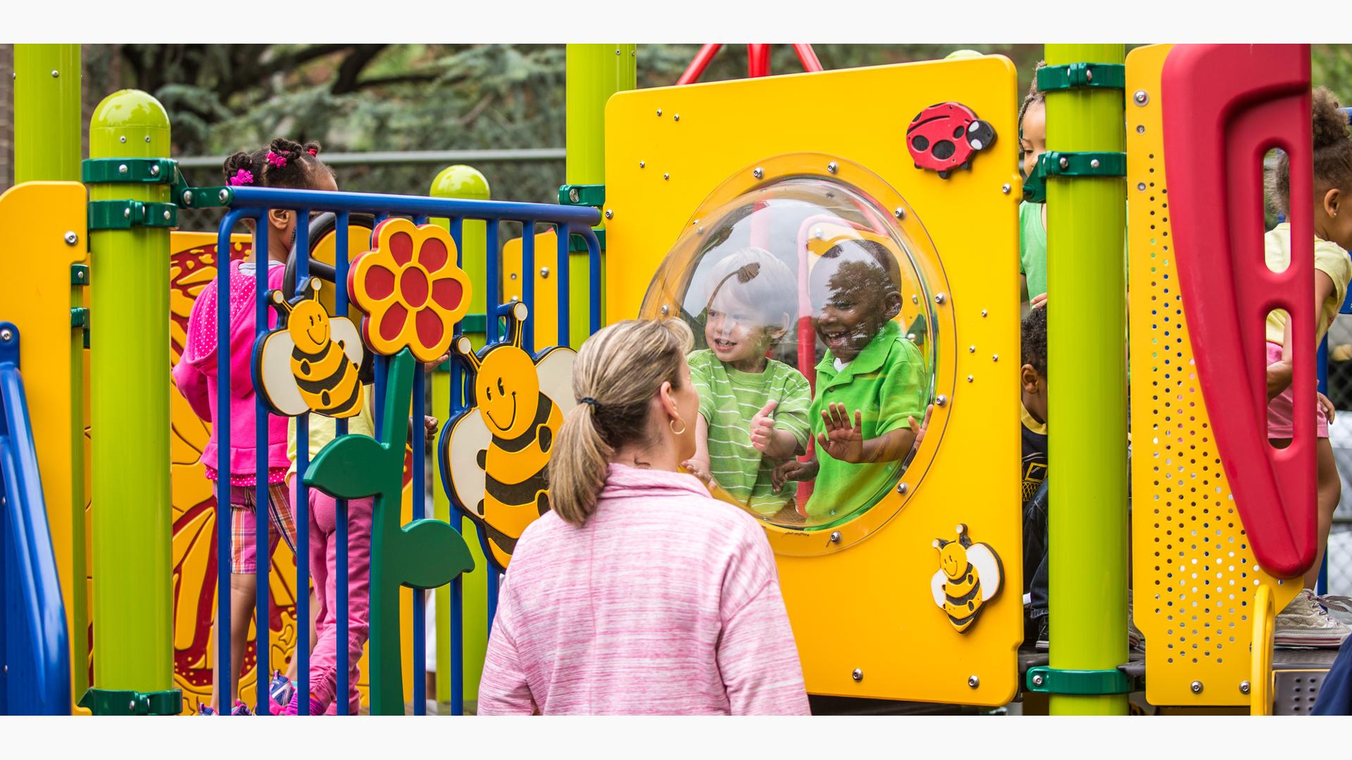 Stop & Play - Customizable childcare solutions