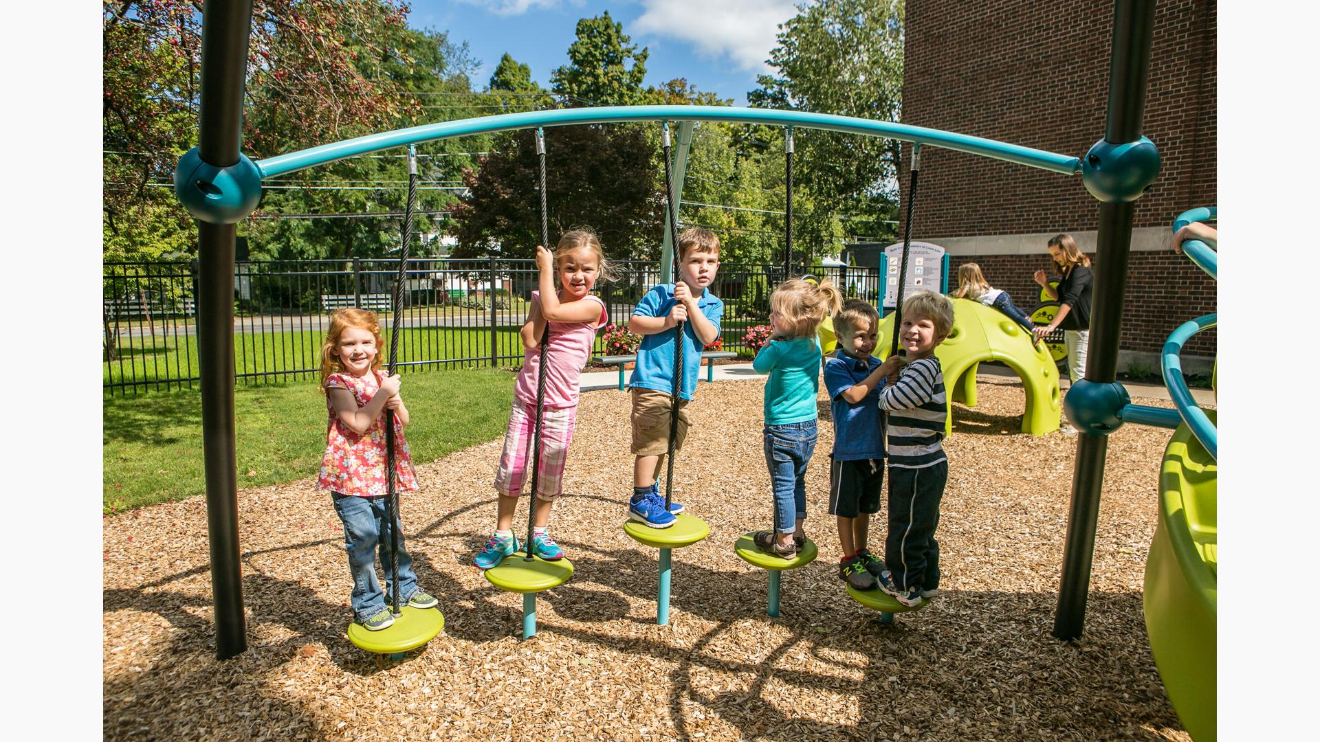 File:Steven Jenkins Rainbow Playground - geograph.org.uk - 69187.jpg -  Wikimedia Commons