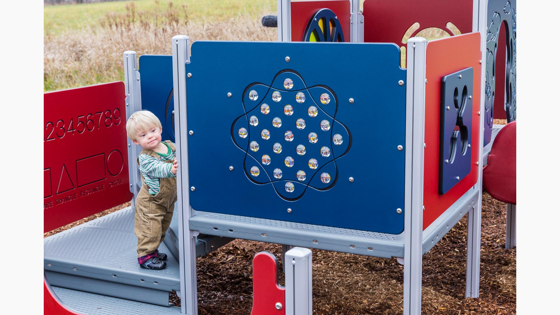 Tic Tac Toe Play Panel - Playground Equipment - Fahr Industries