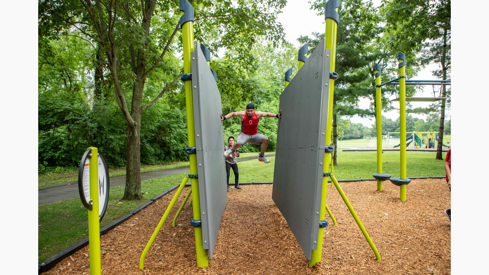 FitCore Extreme Spiderwalk Teen Obstacle Course Structure