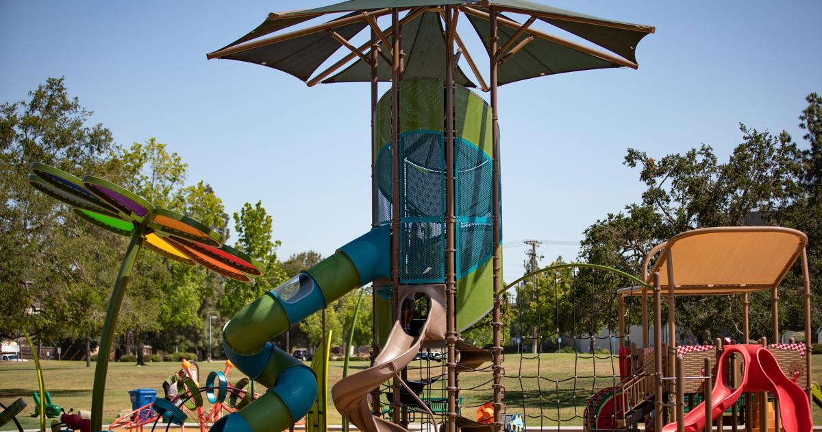Thousand Oaks Community Park PicnicThemed Park Playground