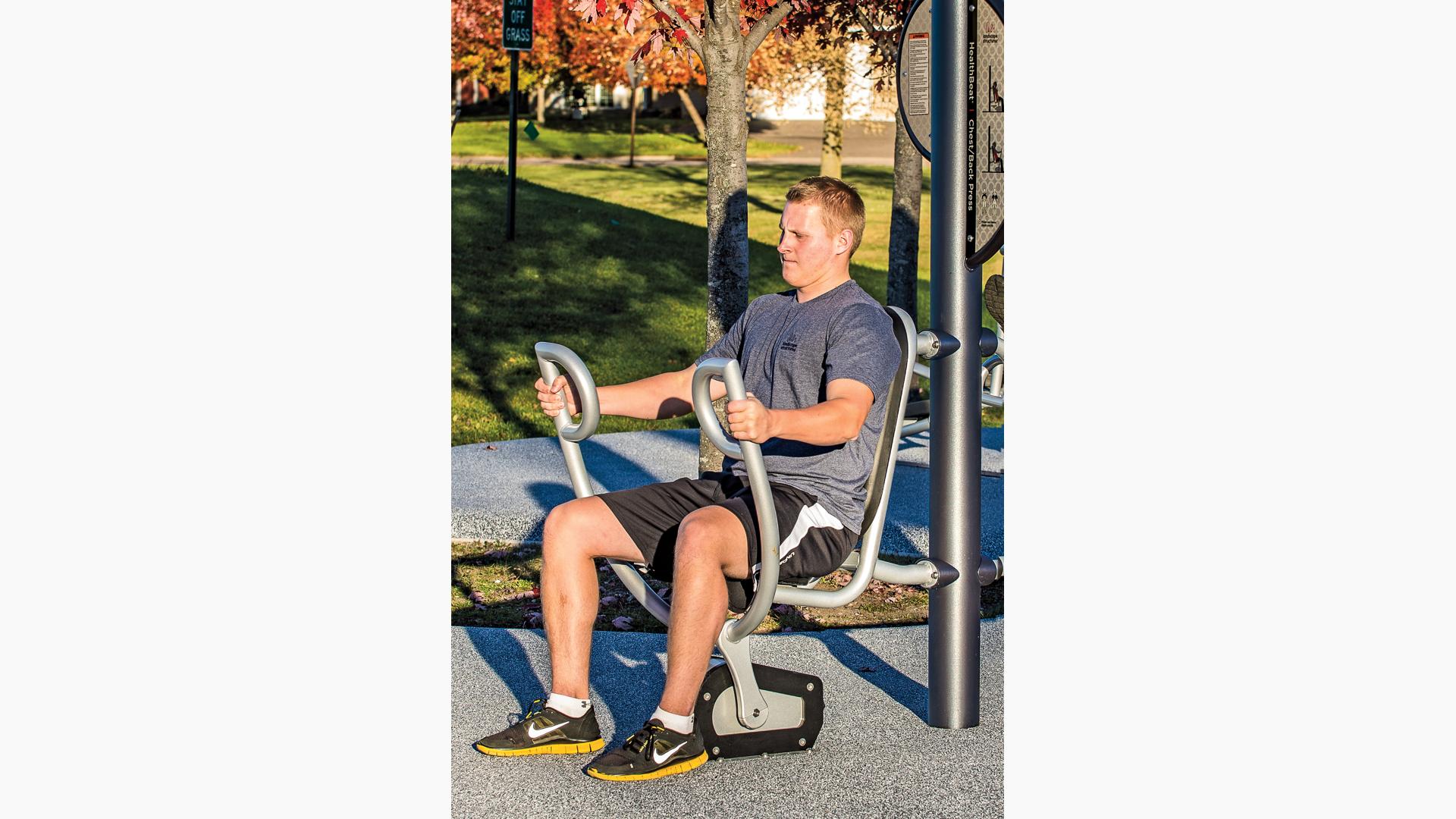 Outdoor Exercise Equipment - HealthBeat®