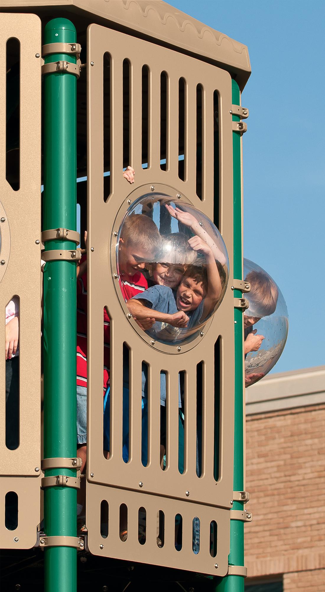 12' Tower Bubble Panel W/ Window - Landscape Structures