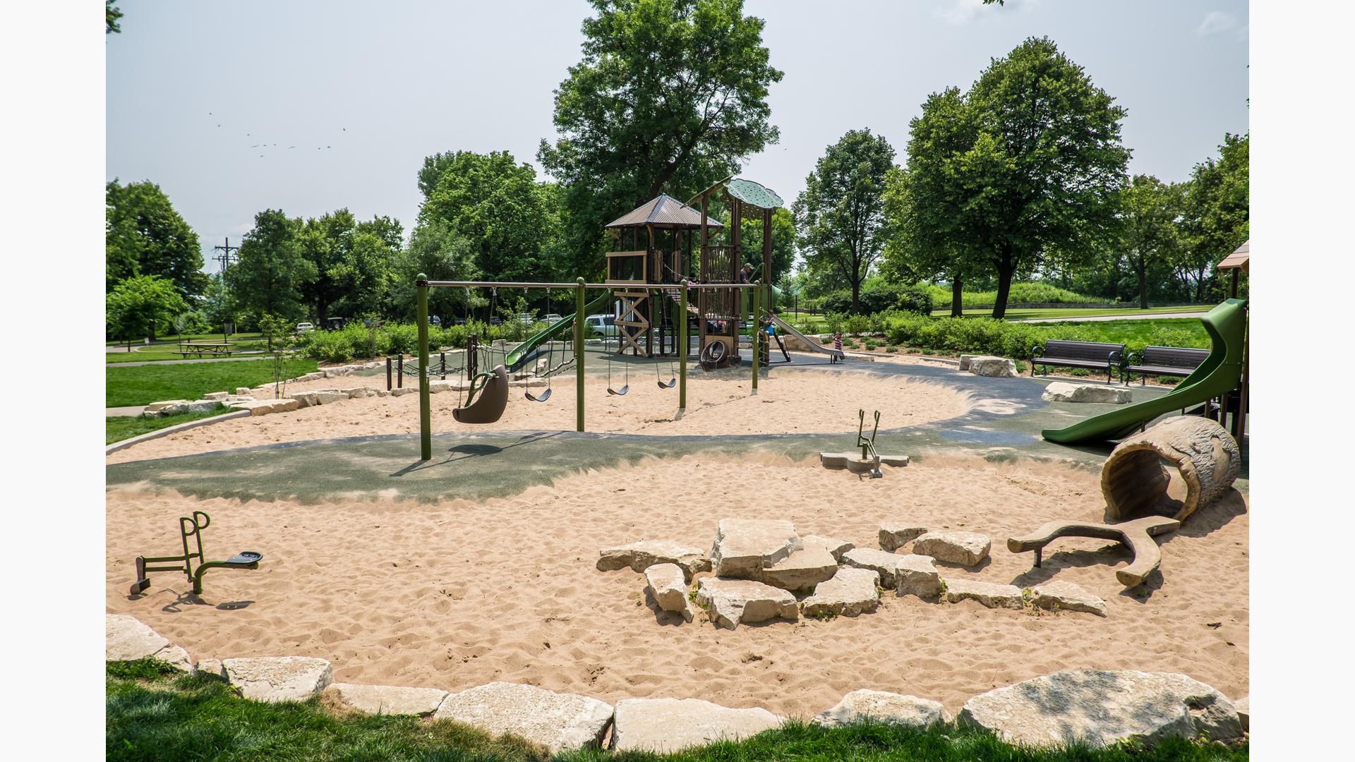 Indian Mounds Regional Park - Nature-inspired Themed Playground