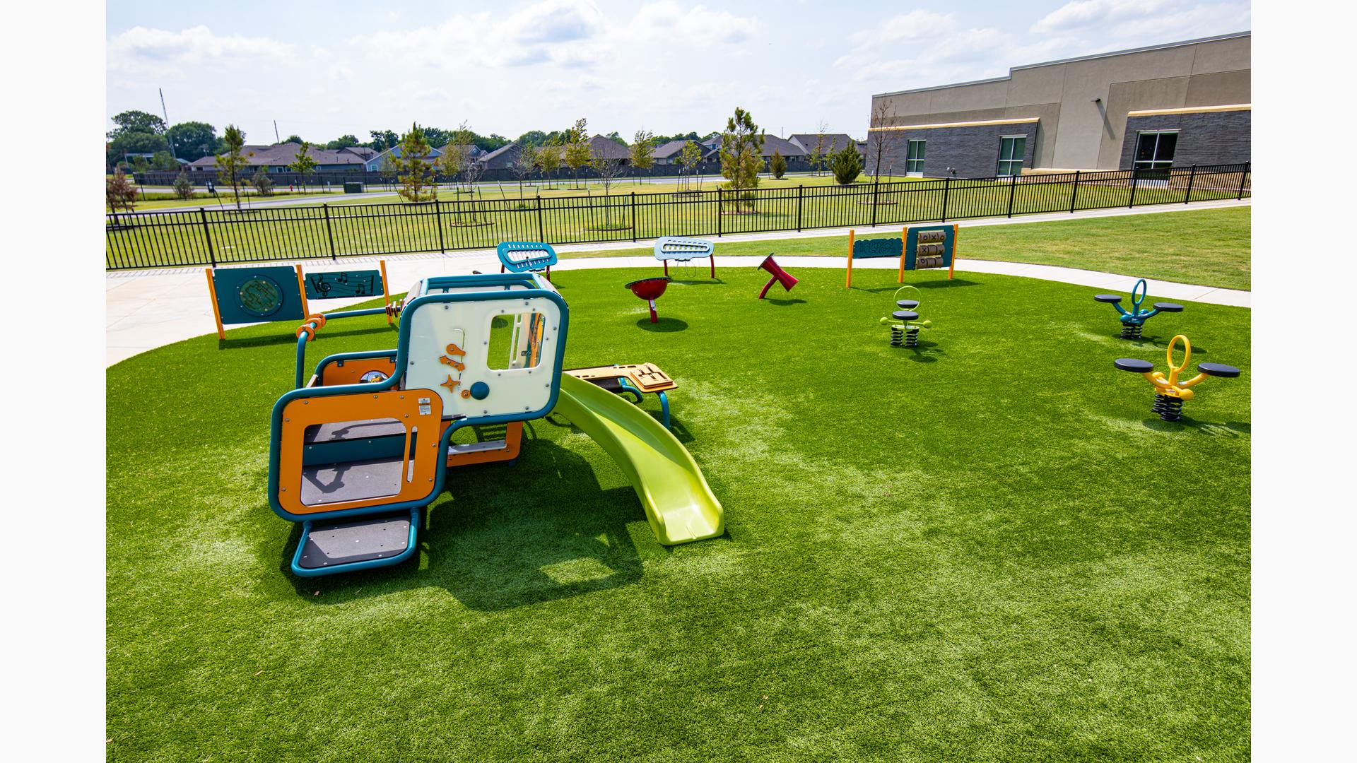 Lucile Ellingwood Morrow Elementary - Colorful Playground Spaces For 