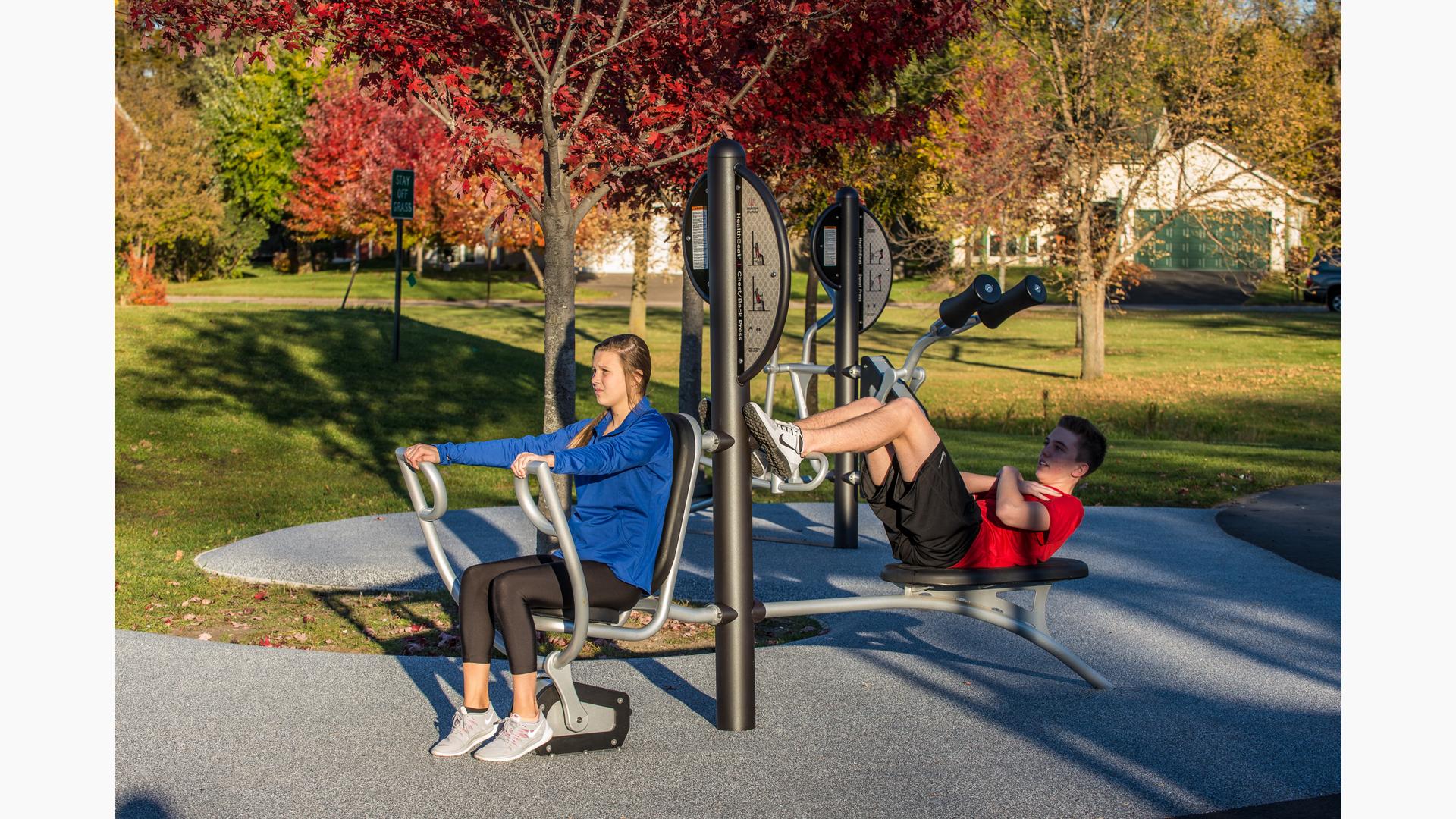 Outdoor exercise equipment and tutorials