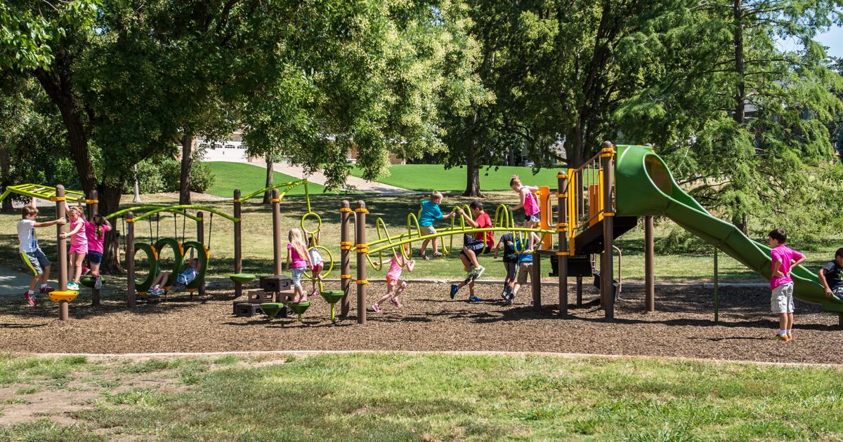 Country Club Park - Nature-Inspired Playground