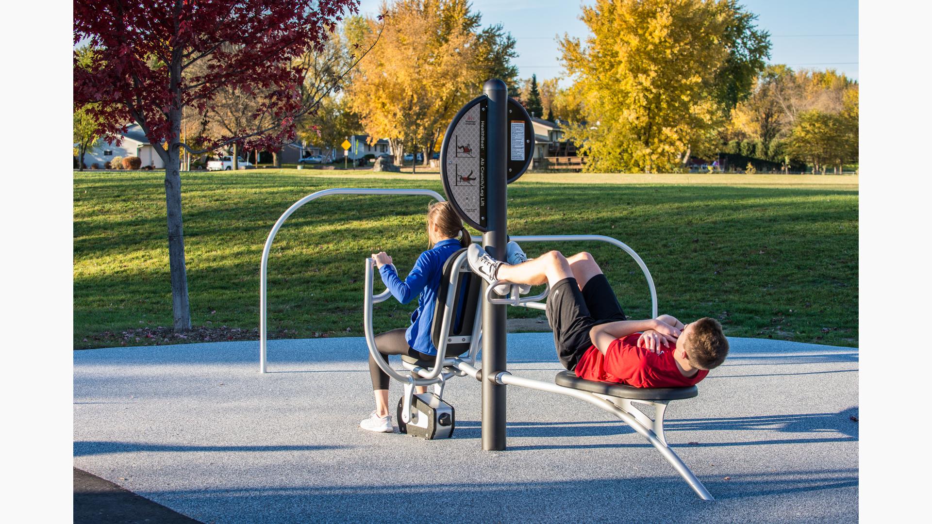 HealthBeat® Assisted Row/Push-Up - Landscape Structures