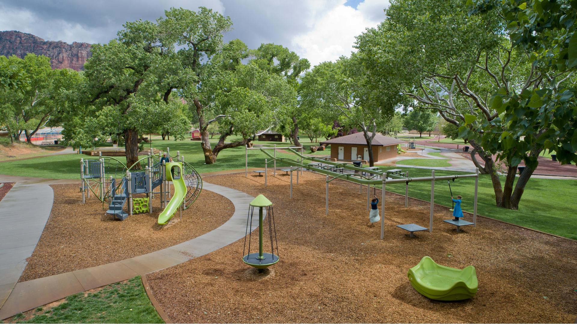 Cottonwood Park accommodate kids ages 2 to 5 and 5 to 12 featuring the ZipKrooz®, spinners and a PlayBooster® play structure with net climbers, slides and GeoPlex® climbing panels. The second playground 5 to 12-year-olds includes Netplex® play structure, a We-Saw™ and Oodle® Swing. The play area for toddlers and preschoolers features the Weevos® play system with age-appropriate challenges.