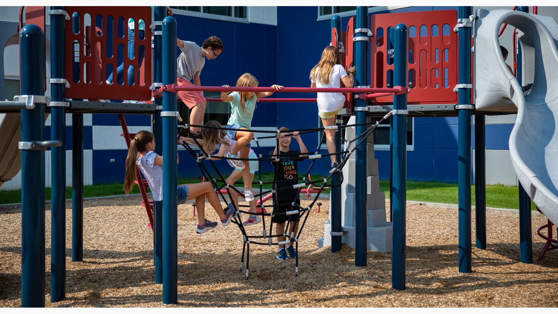 Blue Cargo Rope Net Kids Climbing Playground Fun — Stock Photo