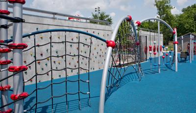 Prairie Creek park detail - Evos smartplay freestanding play Climbing nets