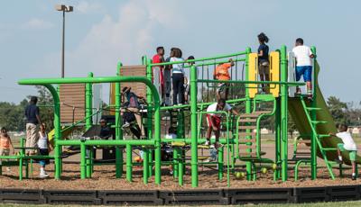 Venti® HDG play structure