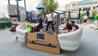People smiling on Sway Fun® Glider (16")