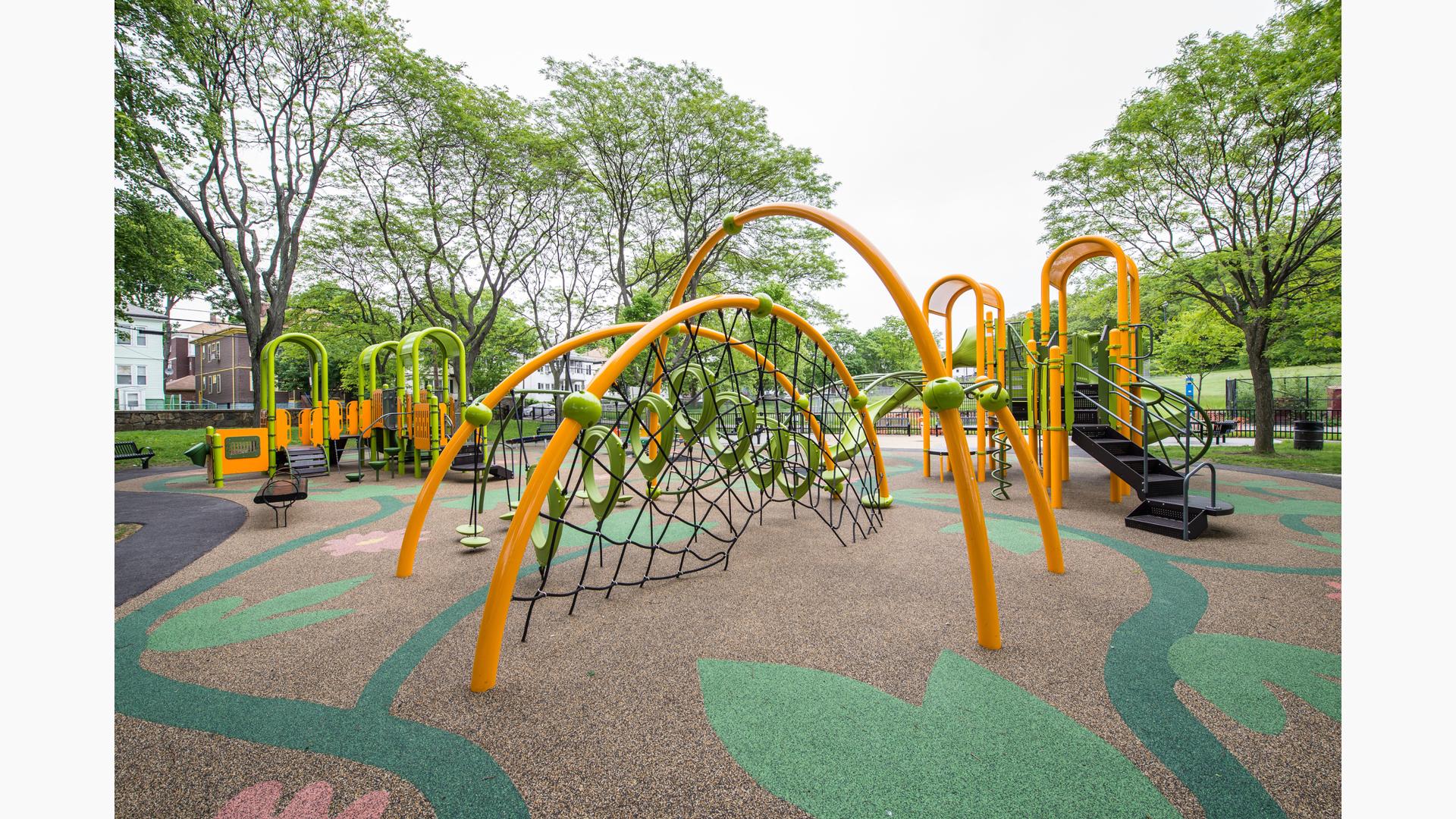 Hunt Almont Park – Park Playground