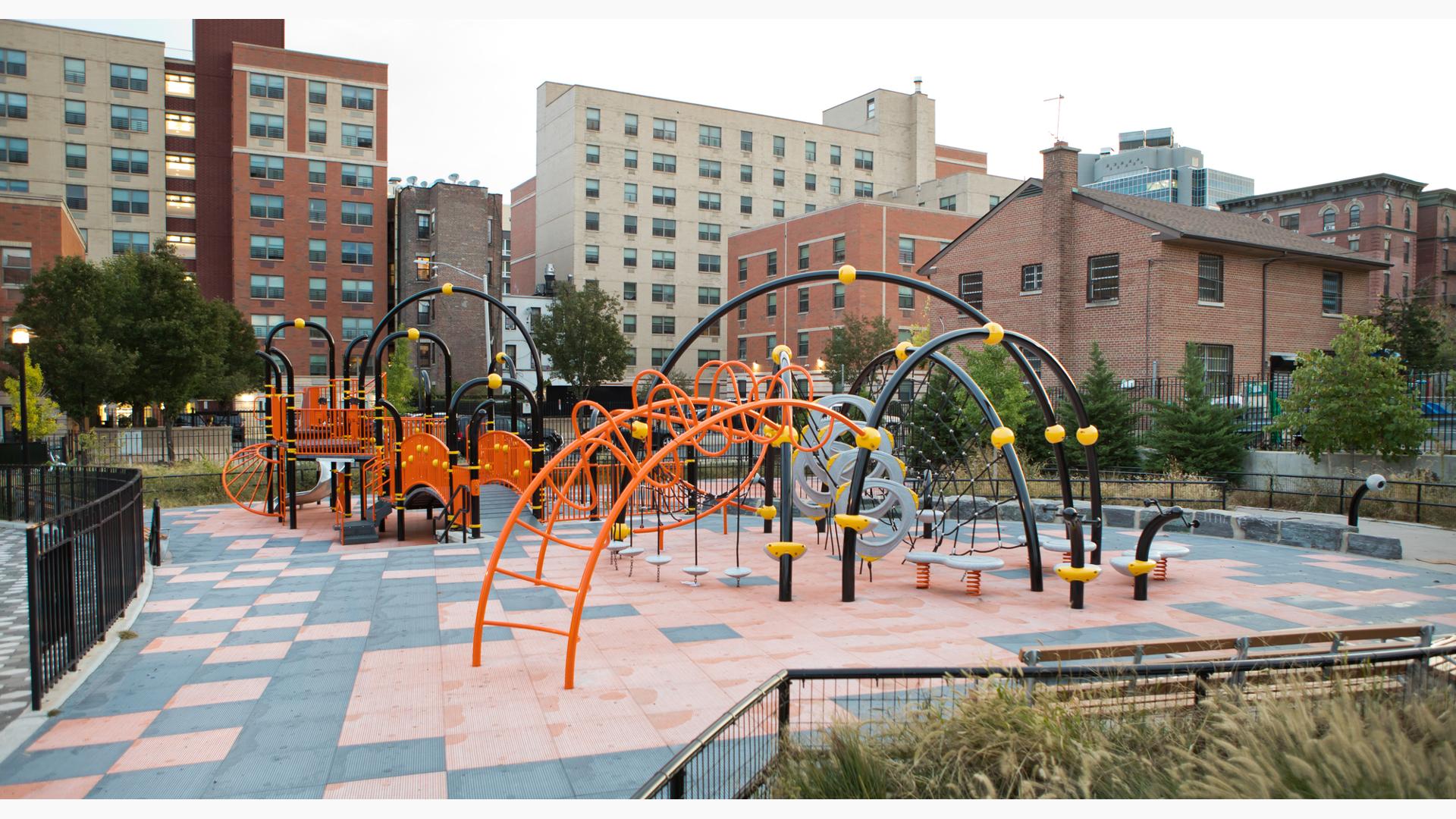 Melrose Park Bronx, NY.  An Evos® playsystem and PlayBooster® play structure linked together.