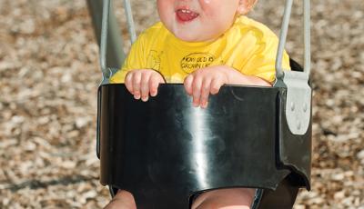 The Full-Bucket Infant Seat with Chains is a safe and sturdy swingset seat option for infants and toddlers.