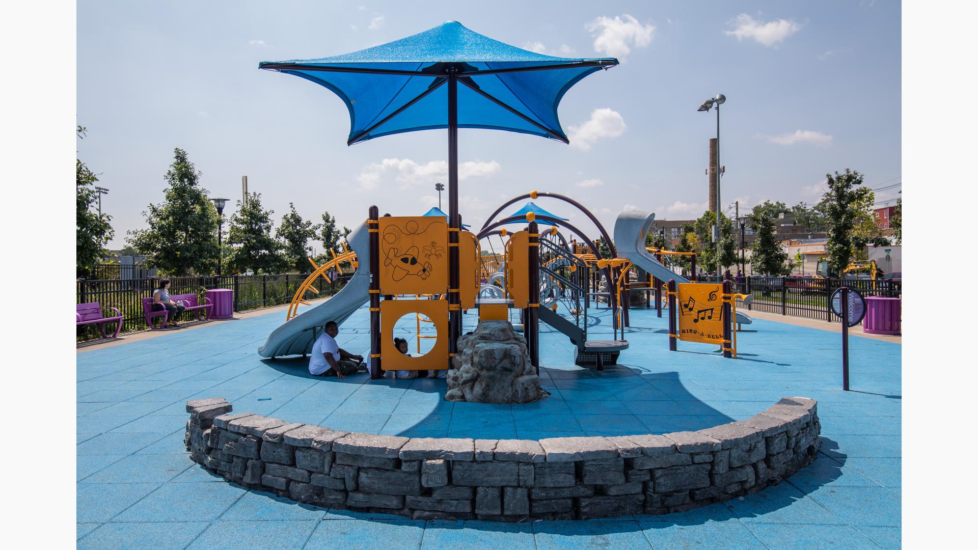 Berry Lane Park - Large Neighborhood Playstructure