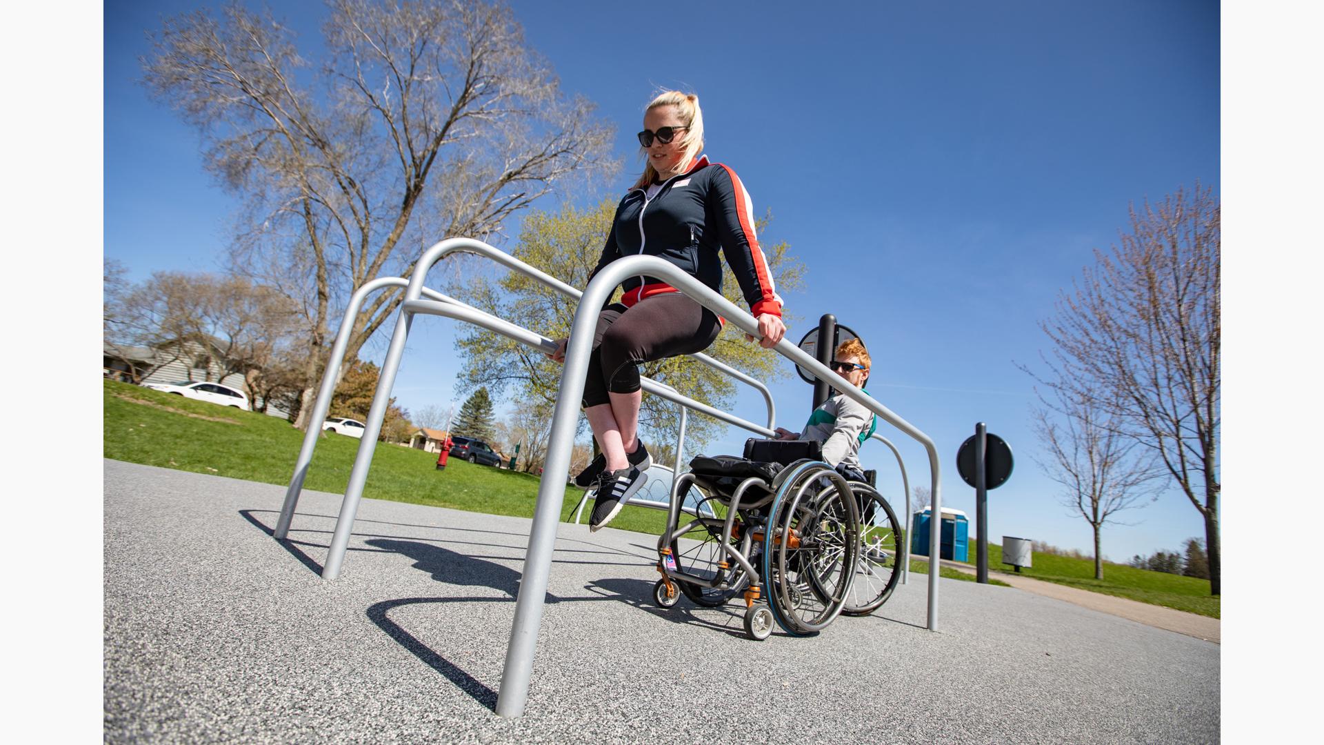 HealthBeat® Parallel Bars - Fitness - Landscape Structures