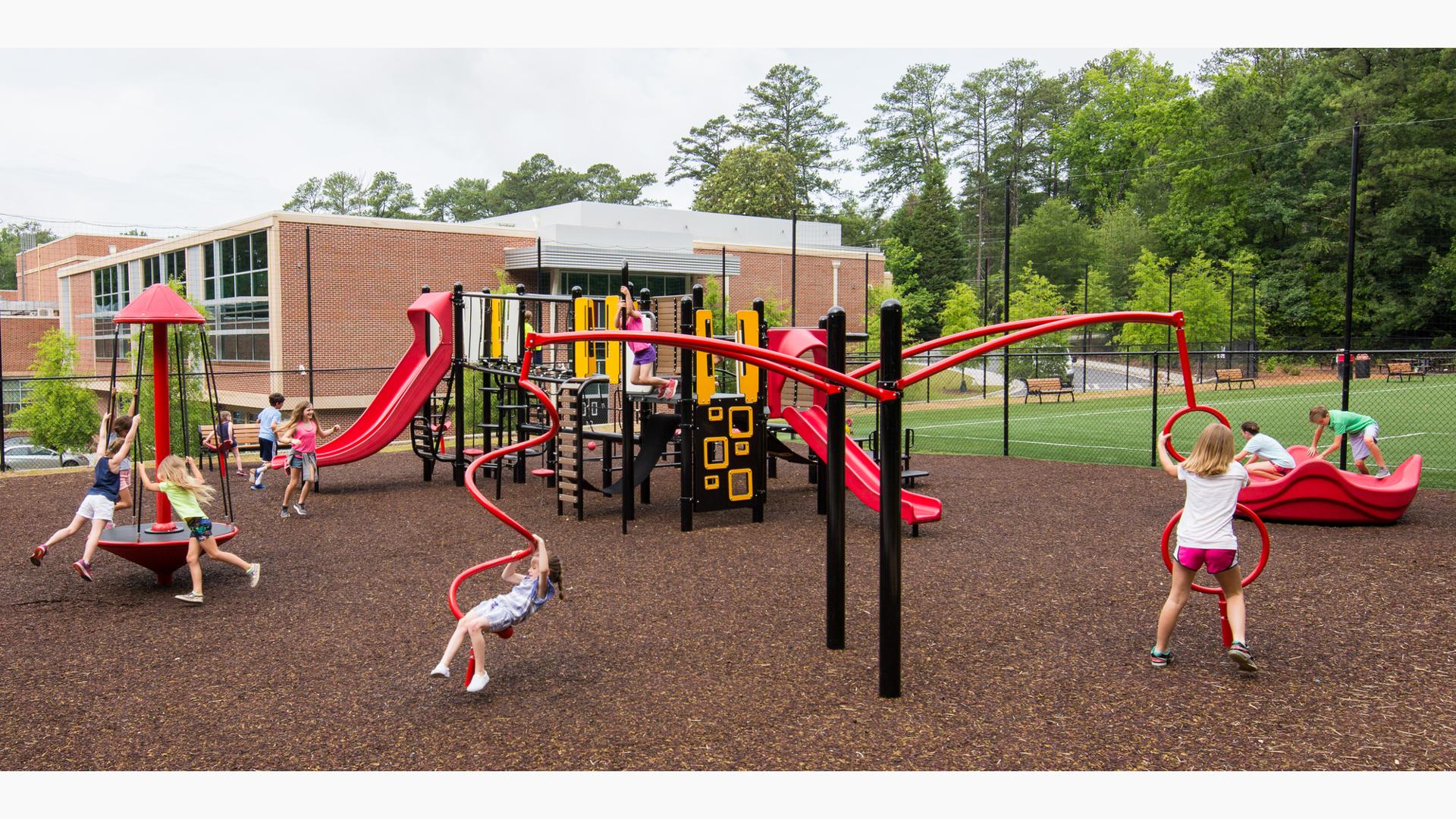 Morris Brandon Primary Center
Atlanta, GA. A playground combining Venti® and freestanding play such as the Rhapsody® Outdoor Musical Instruments, TopsyTurny® Spinner and OmniSpin® spinner.