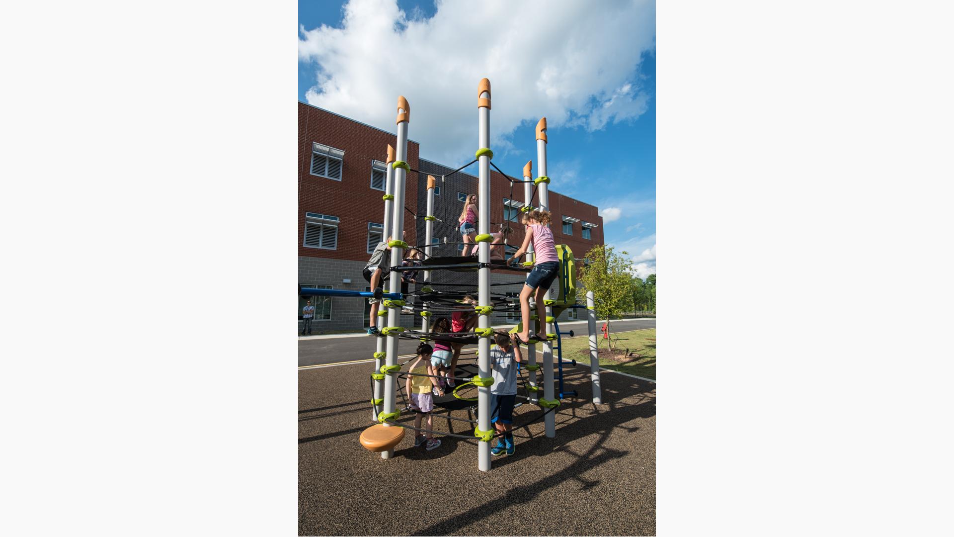 Netplex® 7-Post Net Play Climber - Landscape Structures Netplex® 7-Post Net Play Climber - Landscape Structures