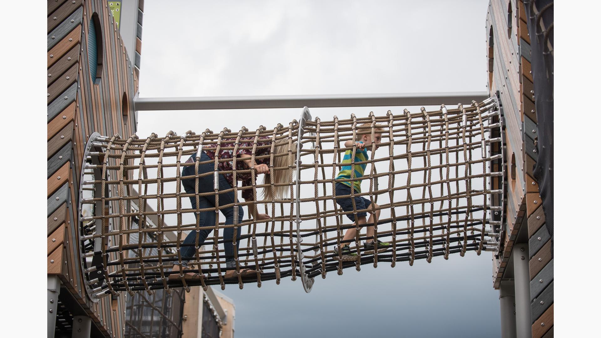 French Regional Park - Wood-and Cargo-Net Design