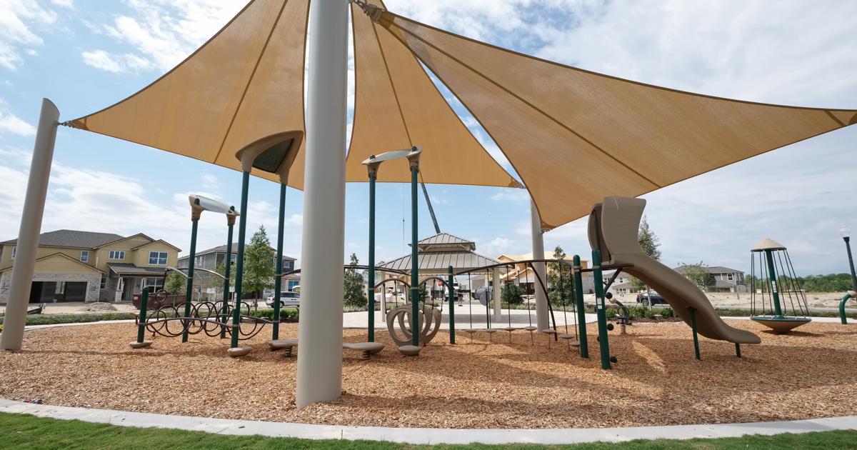 Preserve at Crown Point - Community Playground with Shade