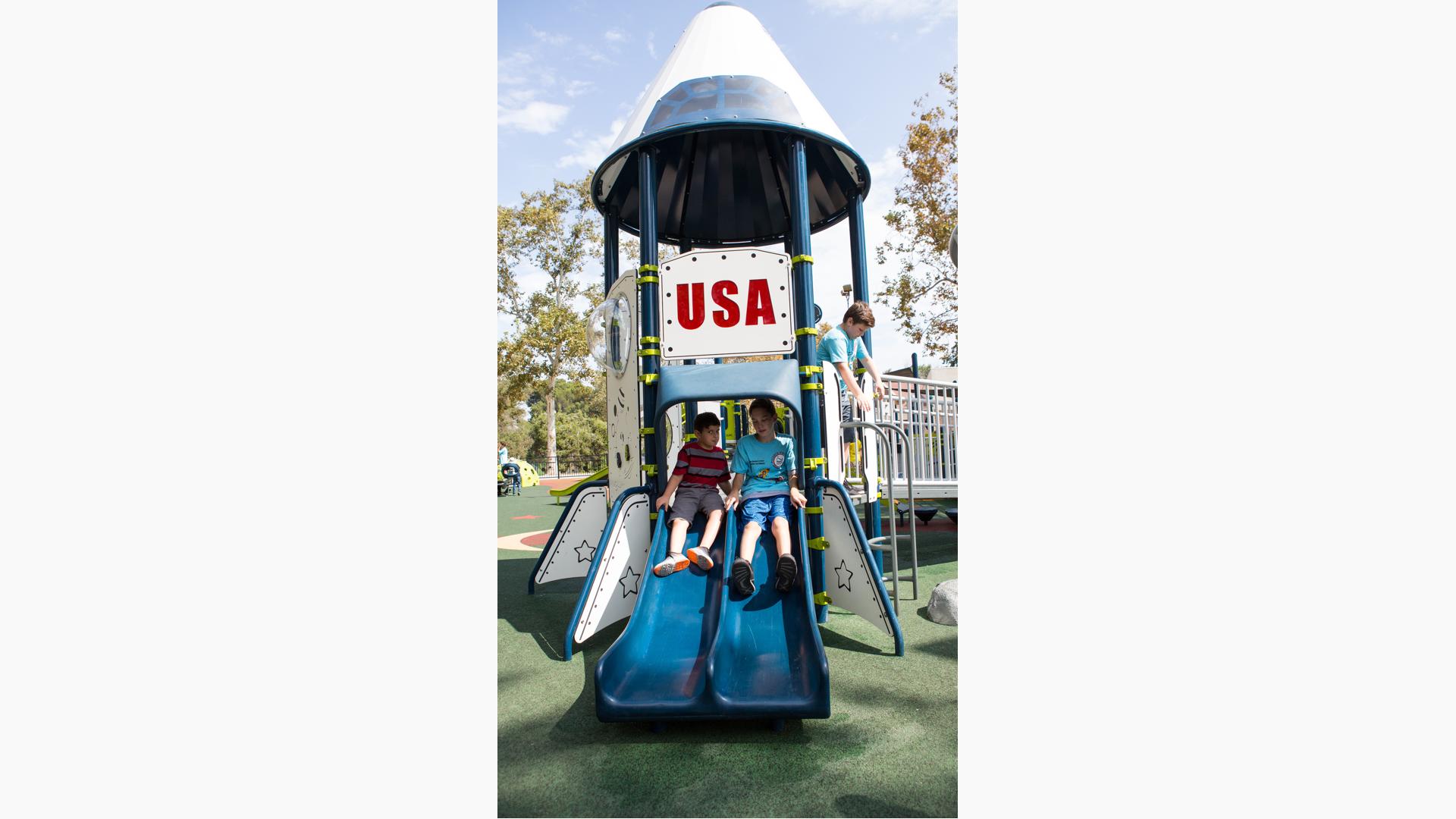 Unique Rocket Shaped Outdoor Big Tall Stainless Steel Slides