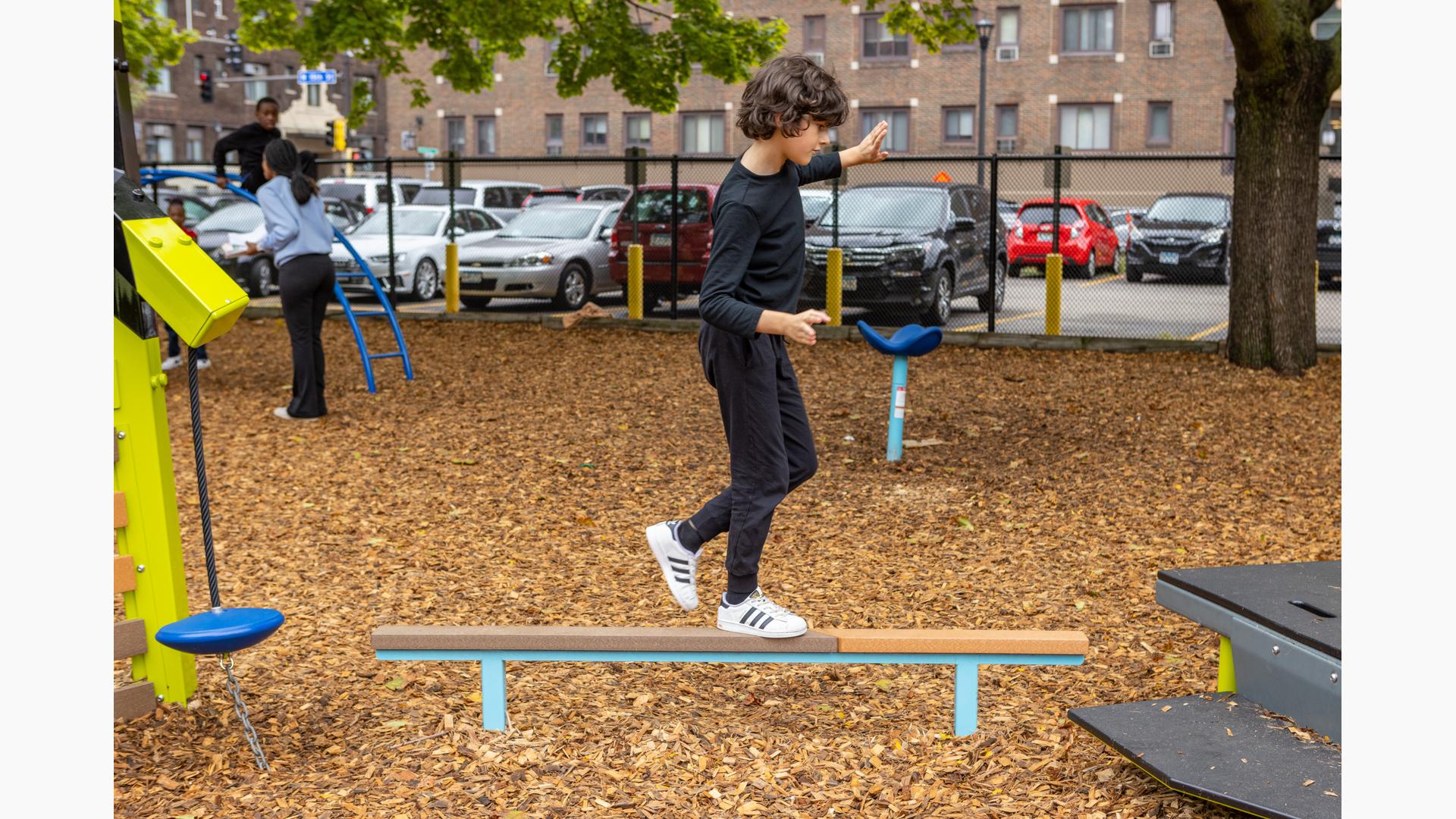 Fidget Ladder - Learn How To Use This Challenging Balance Activity