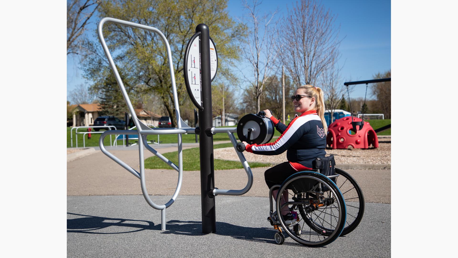 Outdoor Exercise Equipment - HealthBeat®