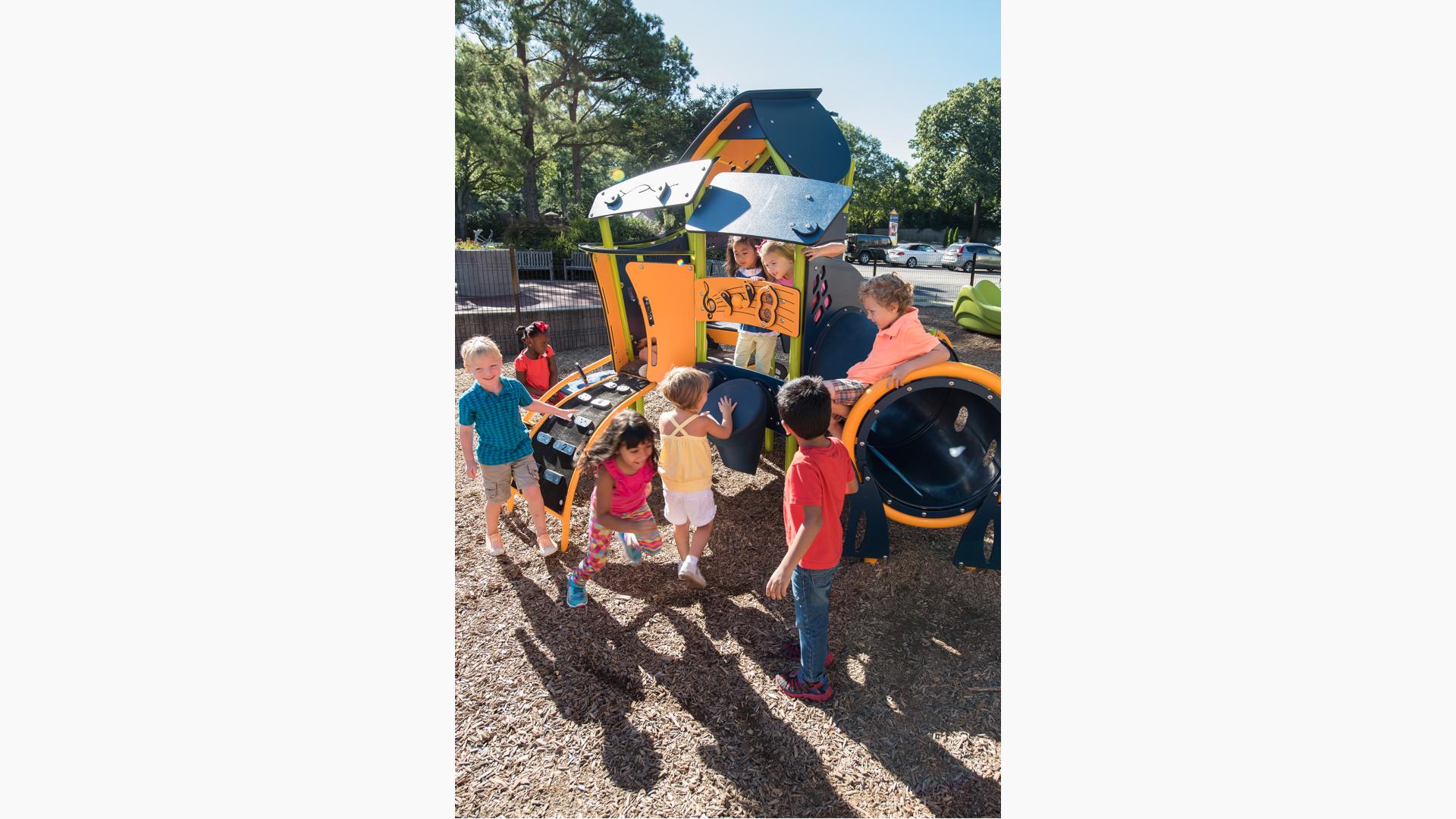 Lausanne Collegiate School - School Playground